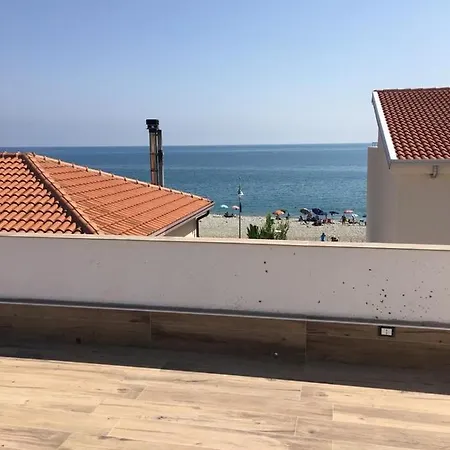 Casa Vacanze Roseto Apartment